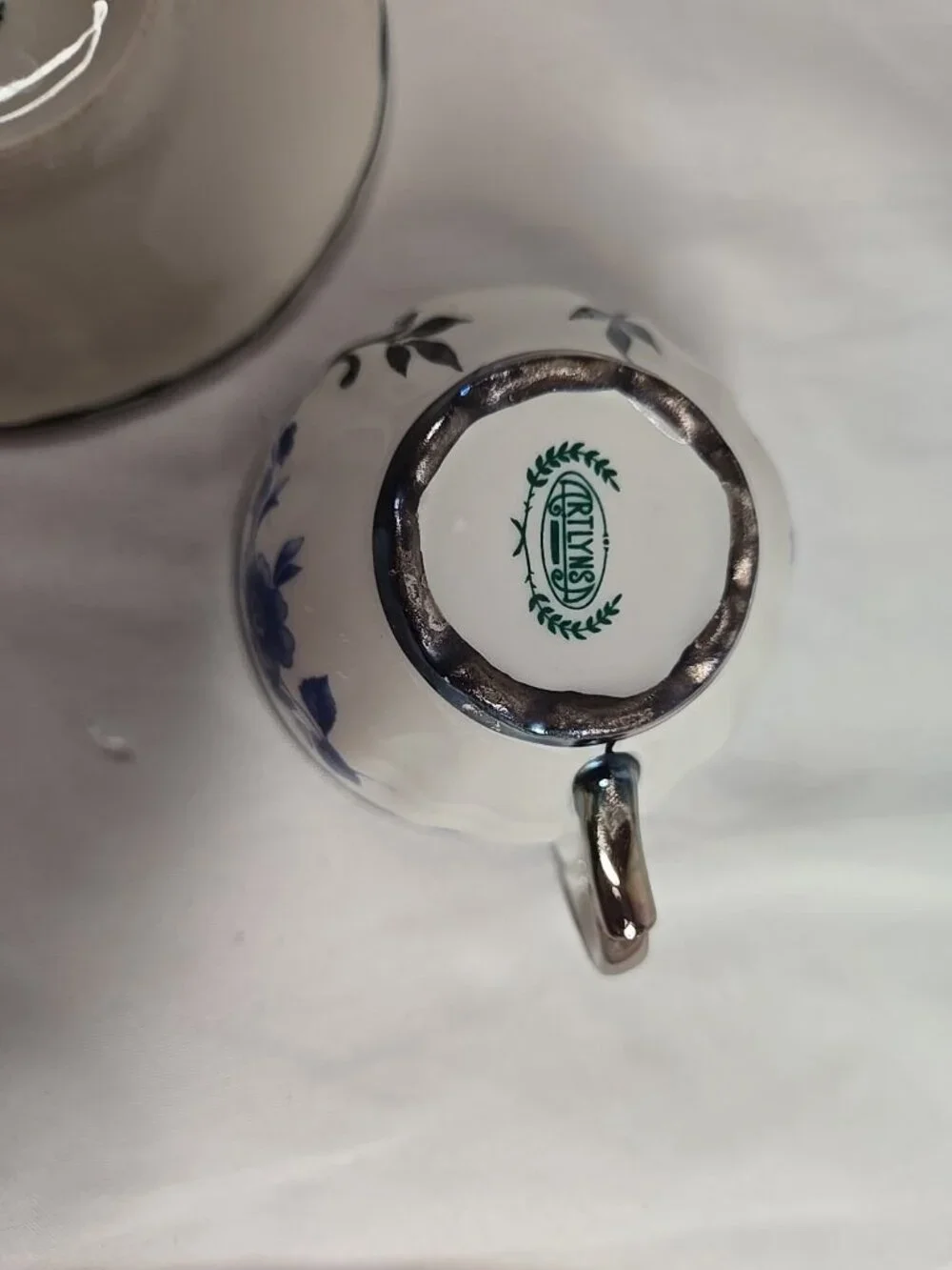 Set of 3 Artlynsa Tea Cups and Saucers Blue Floral with Silver Filagree
